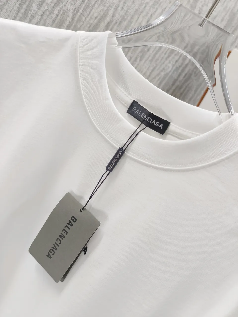 P80🌈🌈 Balenciaga/ New Arrival Classiclogo -【 32 】 - 320G 🔥 Logo ， - ：Black White - Size：S M L XL XXL - Same Style